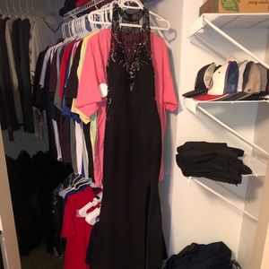 Black top sequin prom/ formal dress
